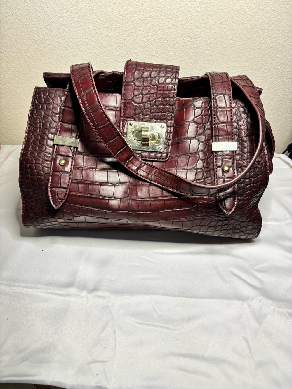 Vintage Liz Claiborne Croc-Embossed Wine Satchel with Gold-Tone Turn Lock